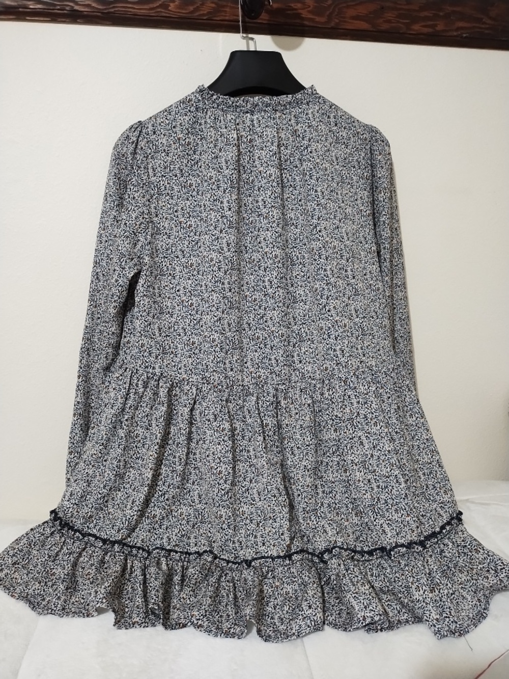 Easel Los Angels Tunic Size L - Picture 2 of 7